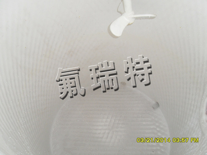 鋼襯塑儲罐、反應(yīng)釜