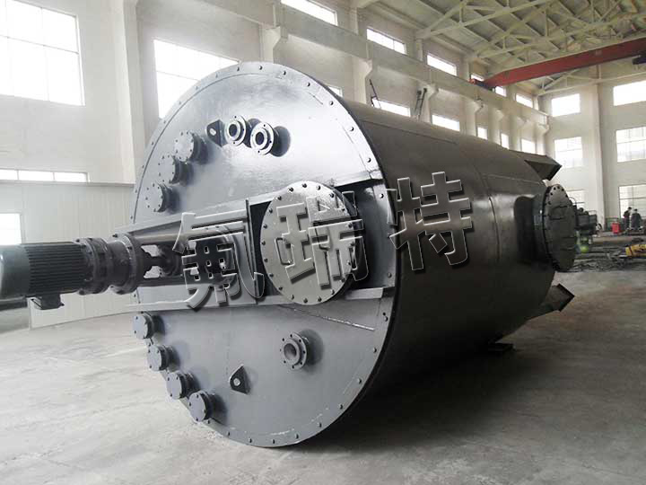 鋼襯塑儲罐、反應(yīng)釜